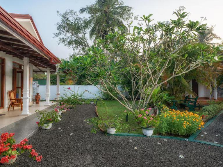 Araliya Villa Moragalla Екстер'єр фото